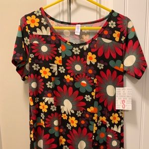 Lularoe Classic Tee